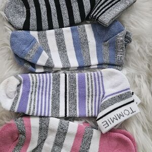 Tommy Coiper  Woman Compression Casual Striped Socks - Black, Blue, Purple, Pink